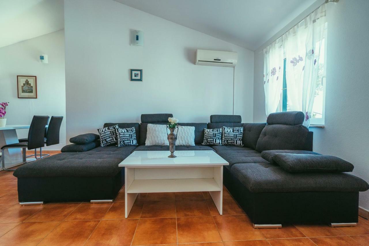 Villa Relax Veliki Drvenik Esterno foto